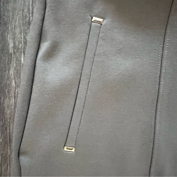 NWT Chico’s So Slimming 360 Juliet Ponte Trim Detail Slim Ankle Pants Khaki 14 - Picture 8 of 15